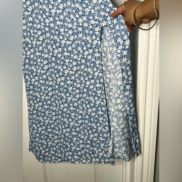 Reformation Floral Midi Dress Sz 2 - Picture 4 of 12
